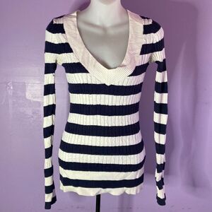 Express Women’s V-Neck Sweater Blue White Striped Long Sleeve Size Small S